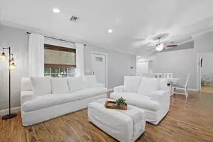 5418 Club Cir, Haverhill, FL 33415 - Photo 11