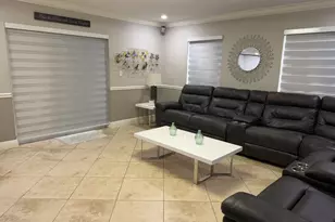 16820 NW 80th Ct, Hialeah, FL 33016 - Photo 13