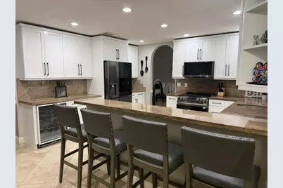 16820 NW 80th Court, Hialeah, FL 33016 - Photo 9