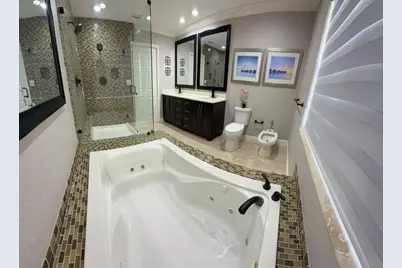 16820 NW 80th Court, Hialeah, FL 33016 - Photo 19
