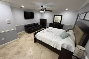 16820 NW 80th Ct, Hialeah, FL 33016 - Photo 17