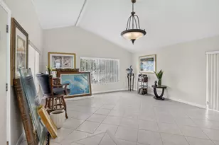 910 NE 205th St, Miami, FL 33179 - Photo 7