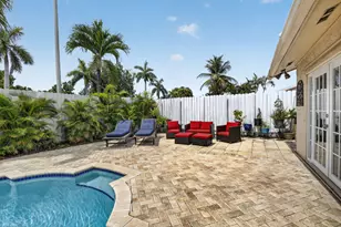 910 NE 205th St, Miami, FL 33179 - Photo 37
