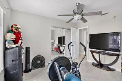 910 NE 205th Street, Miami, FL 33179 - Photo 27