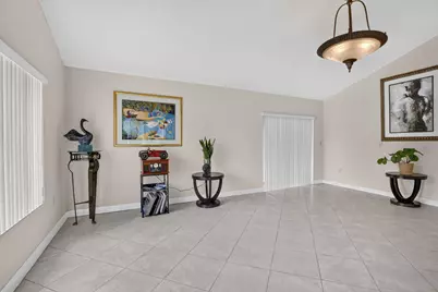 910 NE 205th Street, Miami, FL 33179 - Photo 11