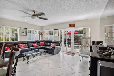 910 NE 205th Street, Miami, FL 33179 - Photo 17