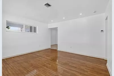 111 Euclid Boulevard, Lantana, FL 33462 - Photo 3