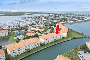 5 Harbour Isle Dr E, Fort Pierce, FL 34949 - Photo 3