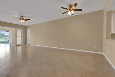 5 Harbour Isle Drive E #103 with Garage, Fort Pierce, FL 34949 - Photo 13