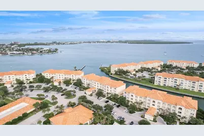 5 Harbour Isle Drive E #103 with Garage, Fort Pierce, FL 34949 - Photo 1