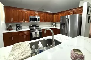 10760 NW 18th Ct, Plantation, FL 33322 - Photo 5