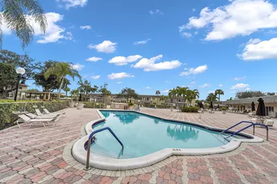 7805 NW 5th Court #206, Margate, FL 33063 - Photo 9