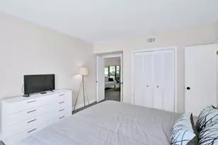 11311 Pond View Dr, Wellington, FL 33414 - Photo 11