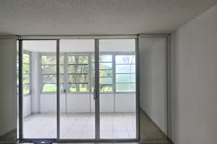 4851 NW 26th Ct, Lauderdale Lakes, FL 33313 - Photo 15