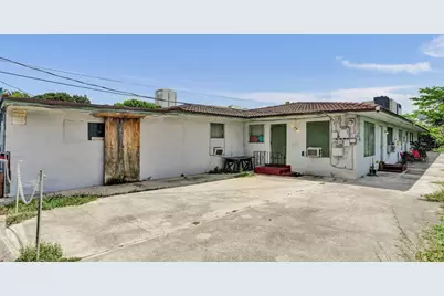 1913 Taylor Street, Hollywood, FL 33020 - Photo 5