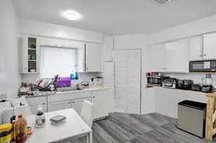 1913 Taylor St, Hollywood, FL 33020 - Photo 27