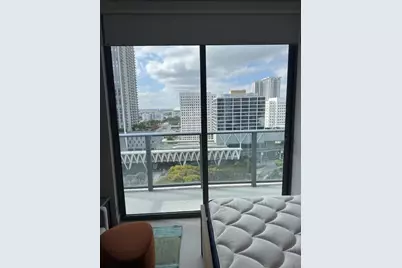 11 NE 6th Street #2215, Miami, FL 33132 - Photo 5