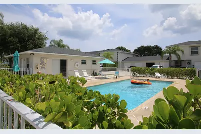 324 W Pine Street #13, Lantana, FL 33462 - Photo 9