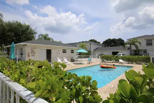324 W Pine St, Lantana, FL 33462 - Photo 9