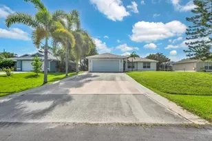 2537 SW Deckard St, Port Saint Lucie, FL 34953 - Photo 3