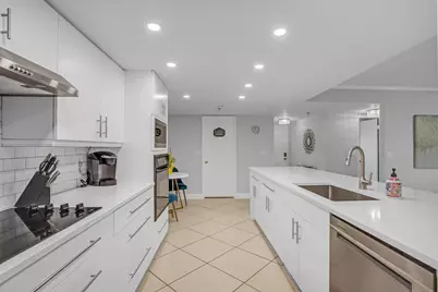 955 Egret Circle #104, Delray Beach, FL 33444 - Photo 7