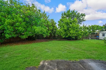 6340 Washington Street, Hollywood, FL 33023 - Photo 17
