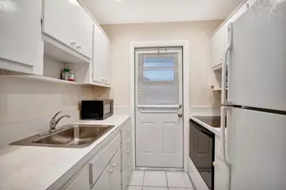 2650 W Golf Boulevard #255, Pompano Beach, FL 33064 - Photo 7
