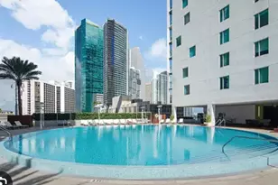 55 SE 6th St, Miami, FL 33131 - Photo 13
