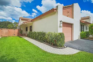 21612 Casa Monte Ct, Boca Raton, FL 33433 - Photo 1