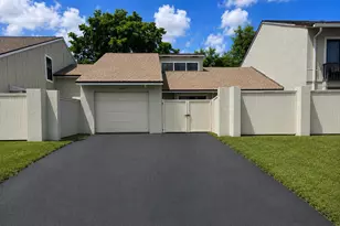 12760 Spinnaker Ln, Wellington, FL 33414 - Photo 1