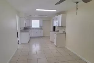 5011 S 2nd Street S, Fort Pierce, FL 34982 - Photo 5