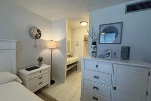 1009 N Ocean Blvd, Pompano Beach, FL 33062 - Photo 25