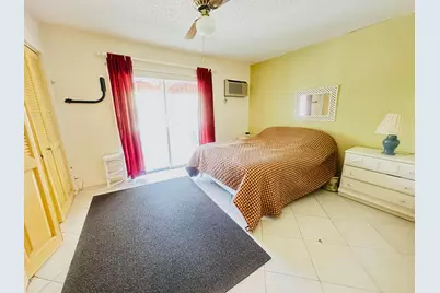 59 Oakridge E, Deerfield Beach, FL 33442 - Photo 11