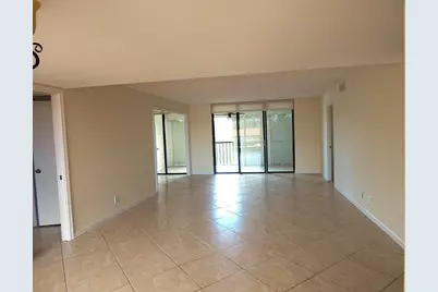 5250 Woodland Lakes Drive #231, Palm Beach Gardens, FL 33418 - Photo 5