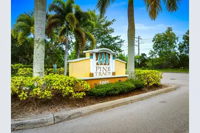 5565 NW Pine Trail Circle, Port Saint Lucie, FL 34983 - Photo 9