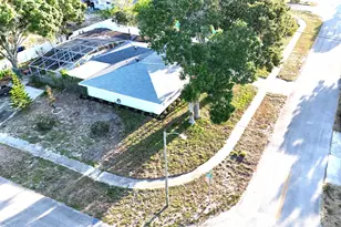948 Canal Cir, Sebastian, FL 32958 - Photo 31