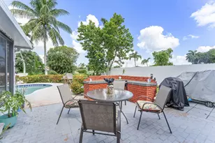 400 NW 98th Ave, Pembroke Pines, FL 33024 - Photo 27