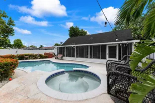 400 NW 98th Ave, Pembroke Pines, FL 33024 - Photo 31