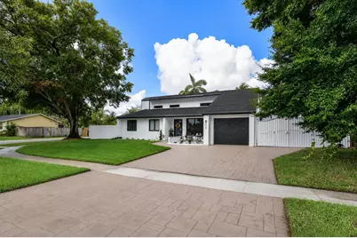 400 NW 98th Avenue, Pembroke Pines, FL 33024 - Photo 3