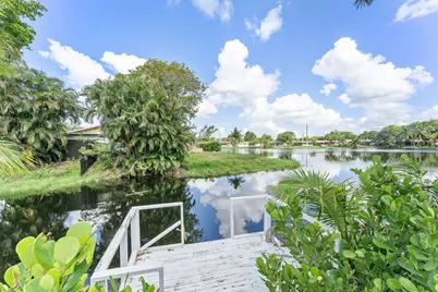 400 NW 98th Avenue, Pembroke Pines, FL 33024 - Photo 29