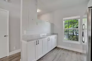 9913 NW 57th Manor, Coral Springs, FL 33076 - Photo 7