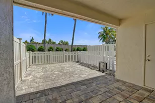9913 NW 57th Manor, Coral Springs, FL 33076 - Photo 1