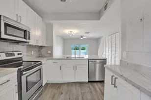 9913 NW 57th Manor, Coral Springs, FL 33076 - Photo 9