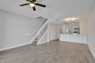 9913 NW 57th Manor, Coral Springs, FL 33076 - Photo 13