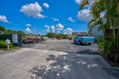 1405 N Killian Drive, Lake Park, FL 33403 - Photo 5