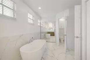 14315 NW 16th Ct, Pembroke Pines, FL 33028 - Photo 21