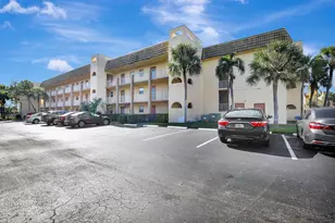 8225 Sunrise Lakes Blvd, Sunrise, FL 33322 - Photo 21