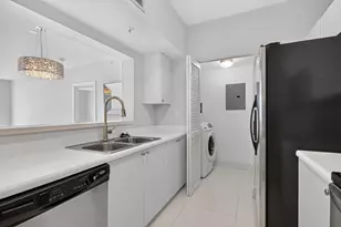 3020 NE 32nd Ave, Fort Lauderdale, FL 33308 - Photo 7