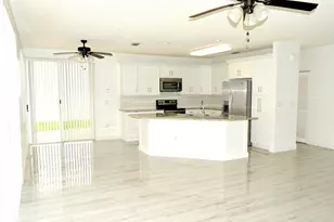 3003 Caffia Way, West Palm Beach, FL 33409 - Photo 9