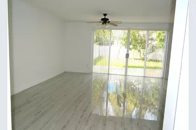 3003 Caffia Way, West Palm Beach, FL 33409 - Photo 5